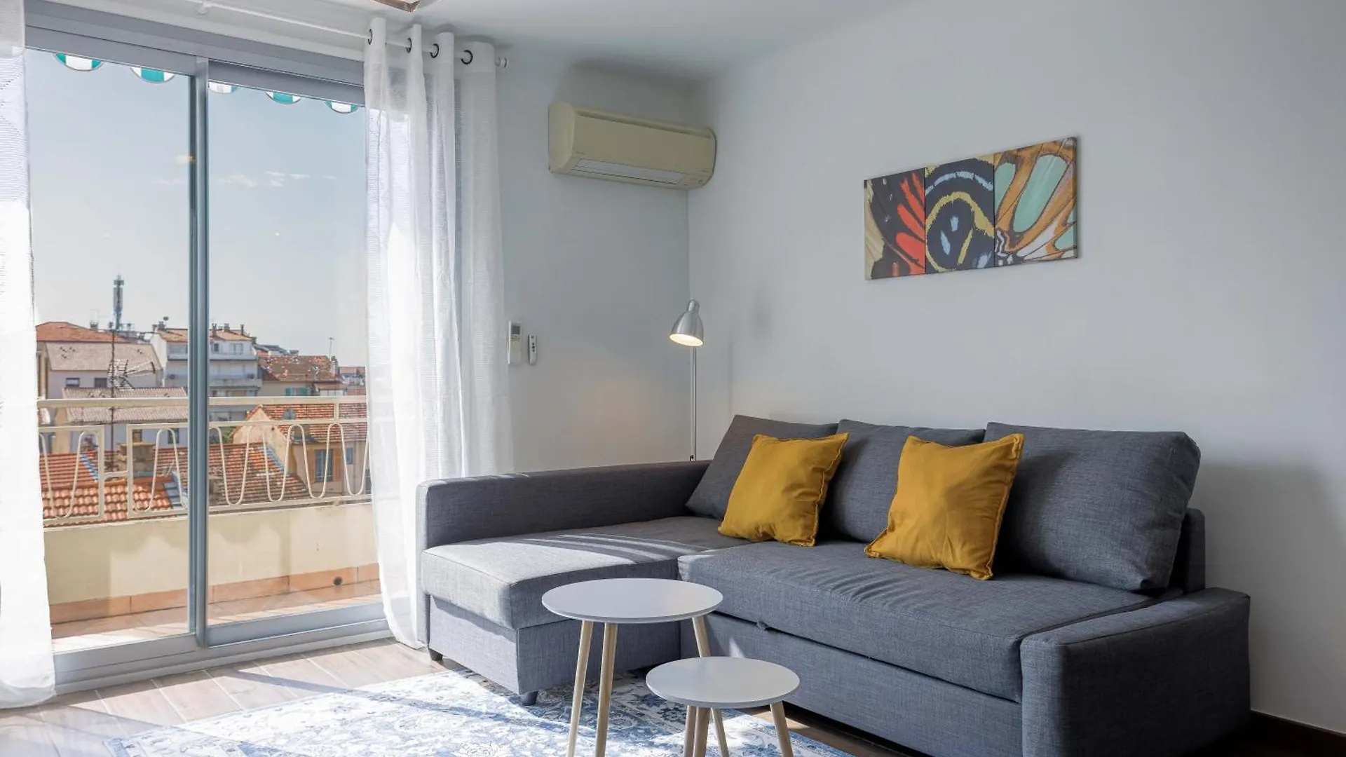 Diplomate - 2 Chambres, 15Mn Du Palais, Charmant, Balcon, Clim Cannes 0*,  France