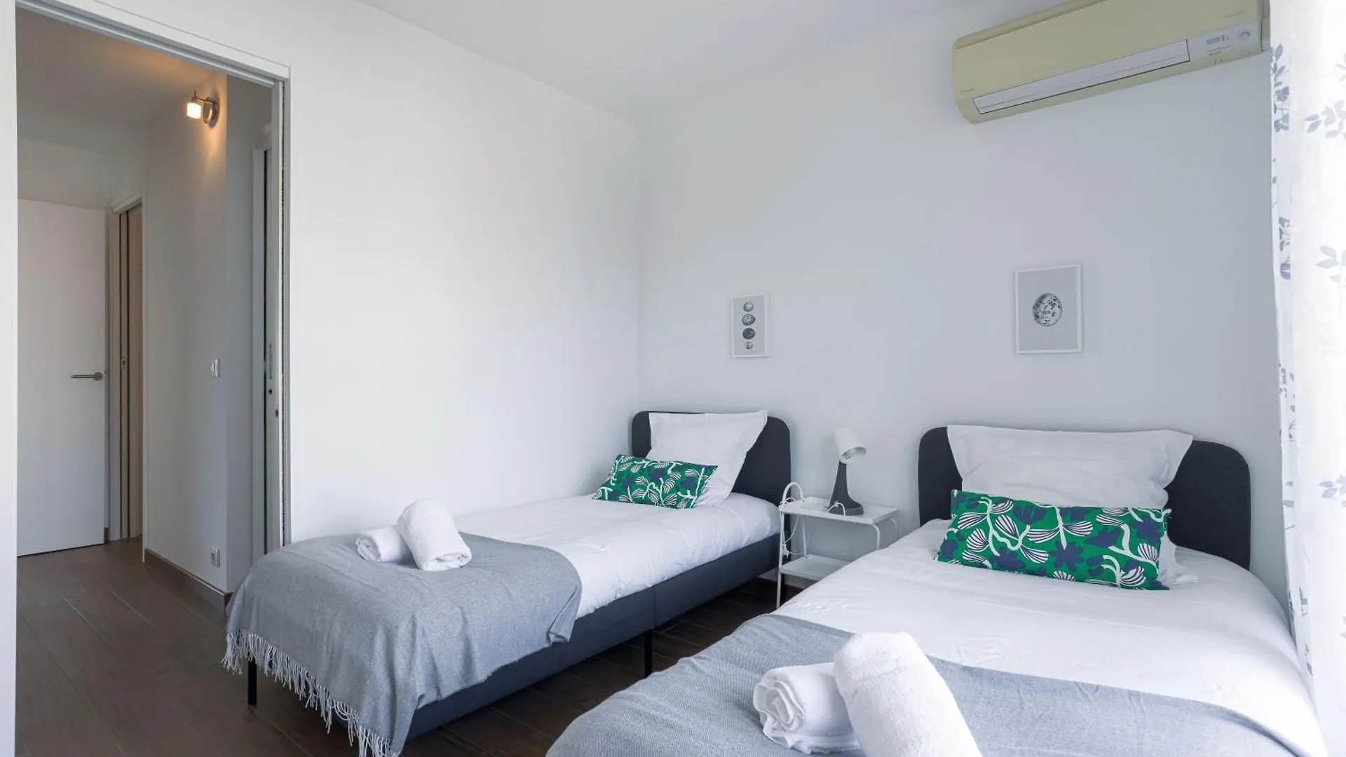Diplomate - 2 Chambres, 15Mn Du Palais, Charmant, Balcon, Clim Cannes