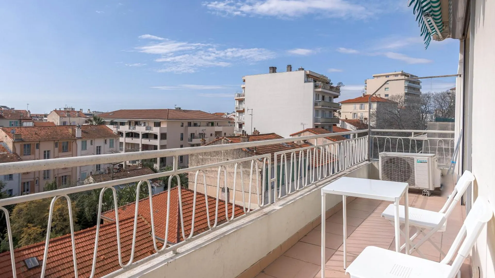 Diplomate - 2 Chambres, 15Mn Du Palais, Charmant, Balcon, Clim Cannes Apartment